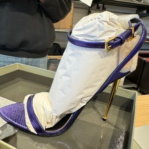 Never worn size 39 Tom ford shoes